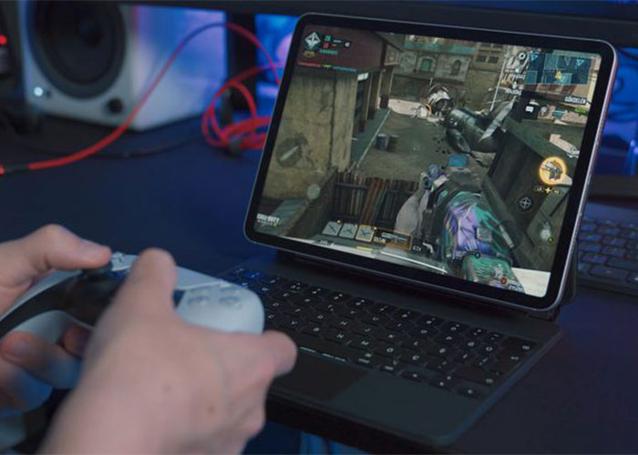fps-game-on-a-tablet